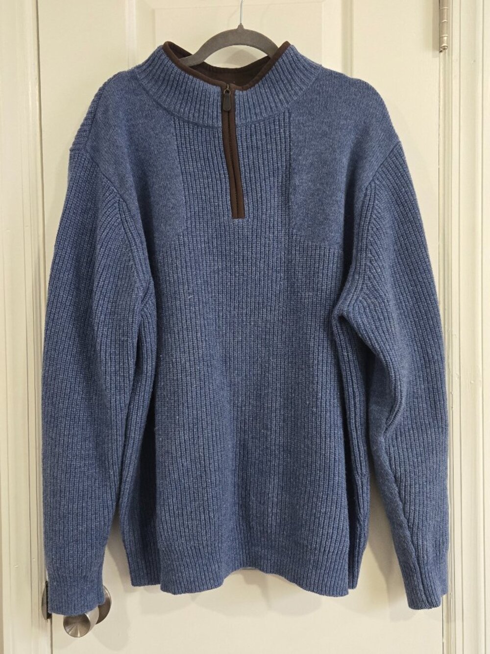 L.L.Bean Merino Lambswool Quarter Zip Sweater Men's XL Blue Leather Trim